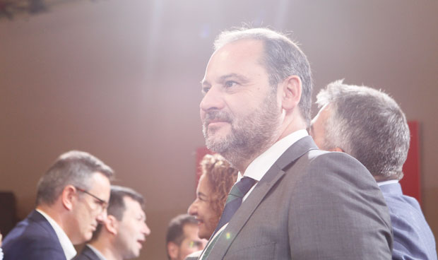 Más inversión y CART: guiños del programa progresista de Sánchez en sanidad