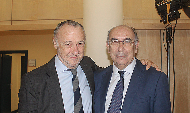 Debuta la nueva cúpula de la sanidad madrileña: "El listón está muy alto"