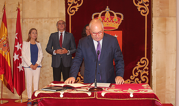 Debuta la nueva cúpula de la sanidad madrileña: "El listón está muy alto"