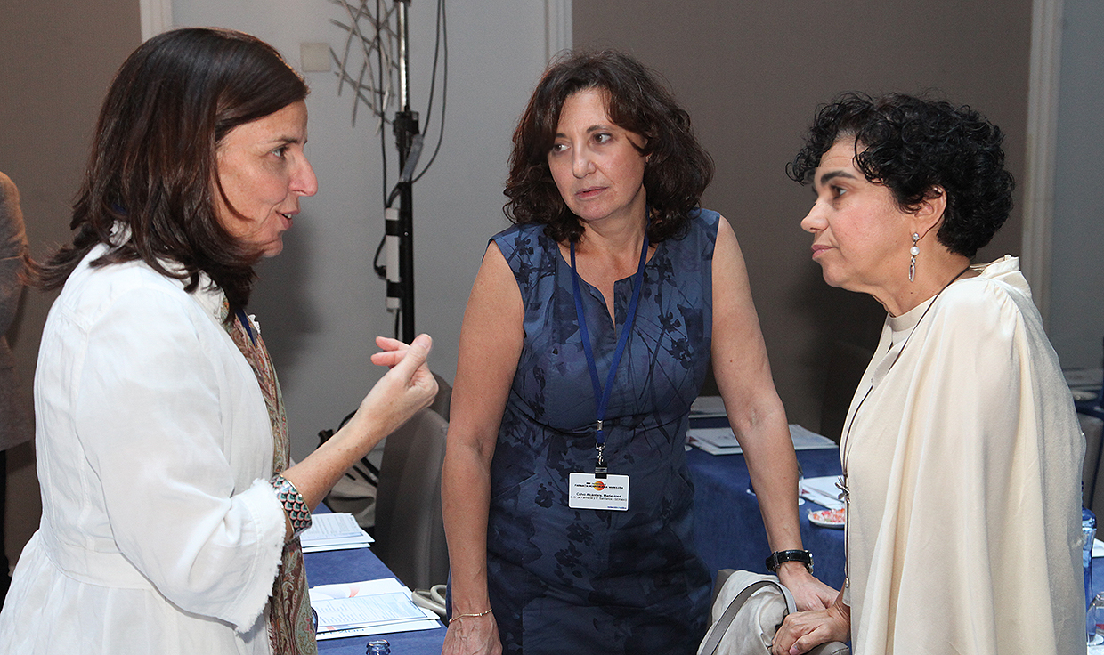 "Madrid quiere potenciar la labor de los farmacéuticos a todos los niveles"