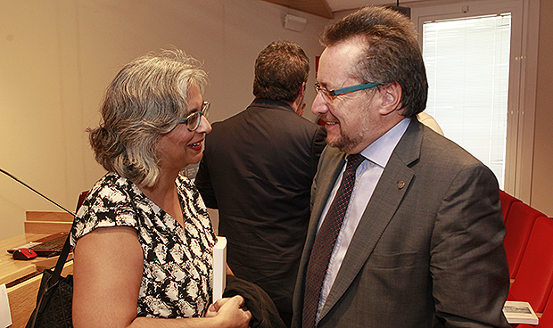 "La relación médico-paciente es más necesaria que nunca ahora que peligra"