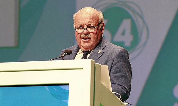 "Las siglas de SEFH se transforman en Sevilla, Farmacia y Humanización"