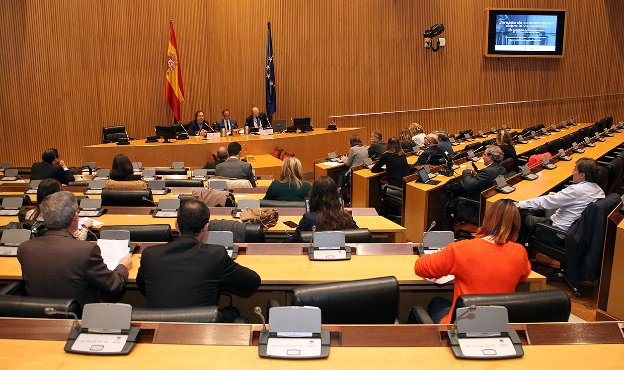 "El calendario vacunal debe someterse a una actualización sistemática"