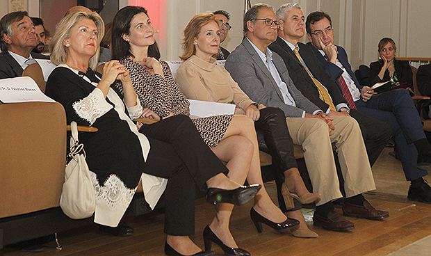 "Las becas Gilead son un compromiso con la investigación española"