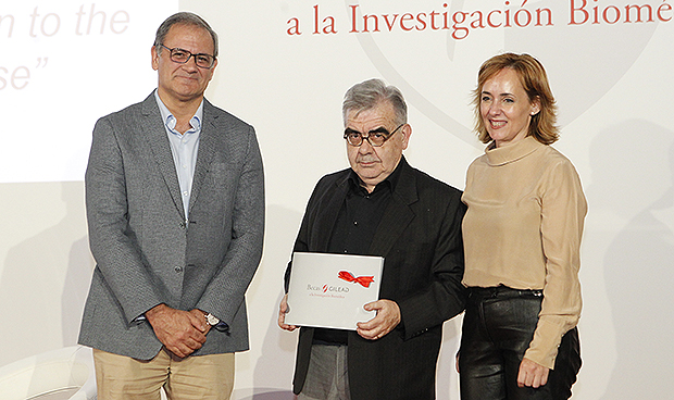 "Las becas Gilead son un compromiso con la investigación española"