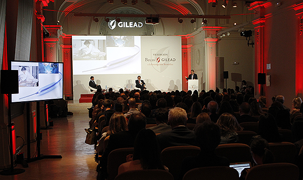 "Las becas Gilead son un compromiso con la investigación española"