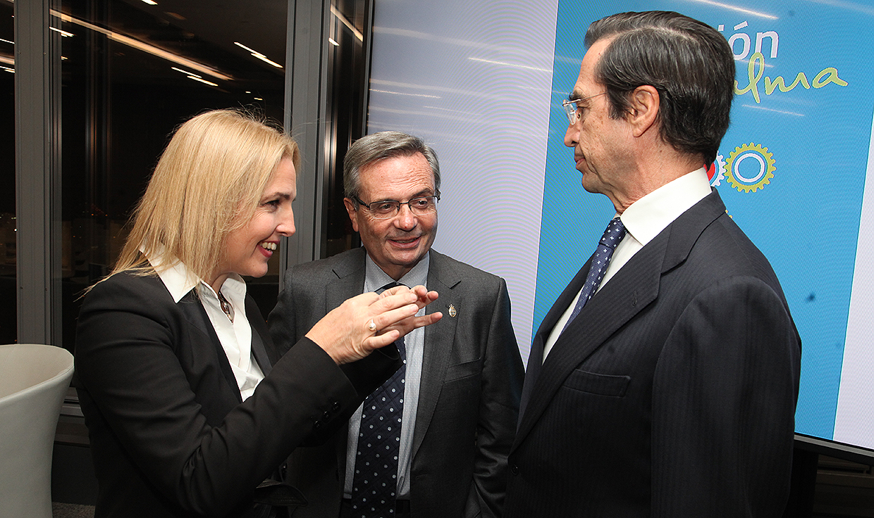 "Nuestro modelo de trasplantes salva más vidas fuera de España que dentro"