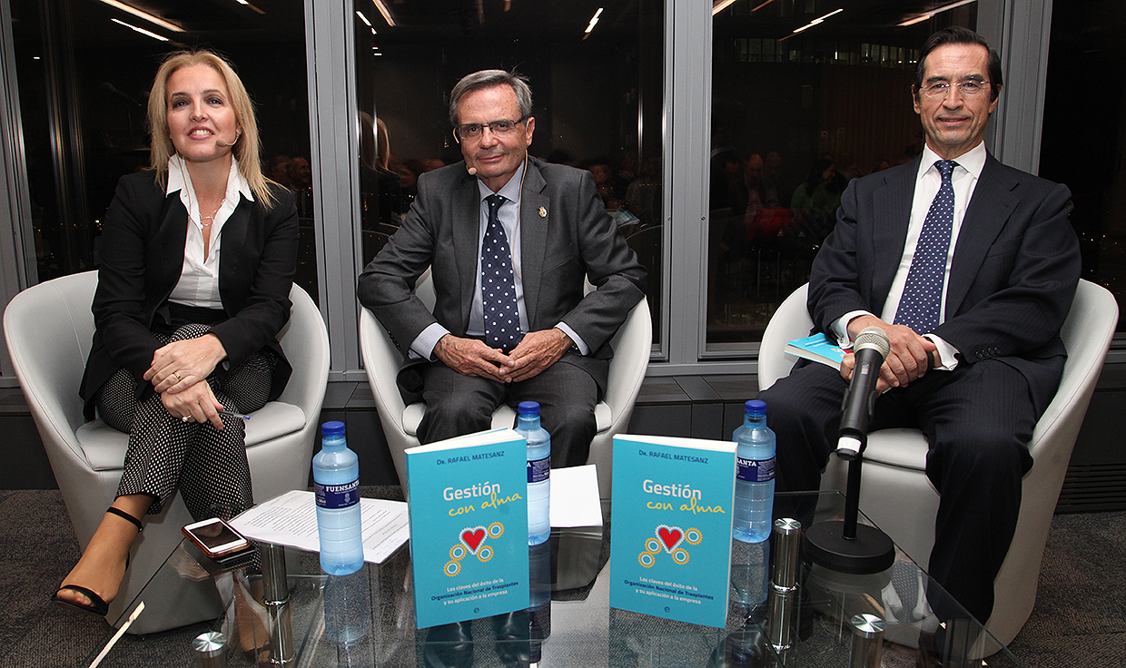 "Nuestro modelo de trasplantes salva más vidas fuera de España que dentro"