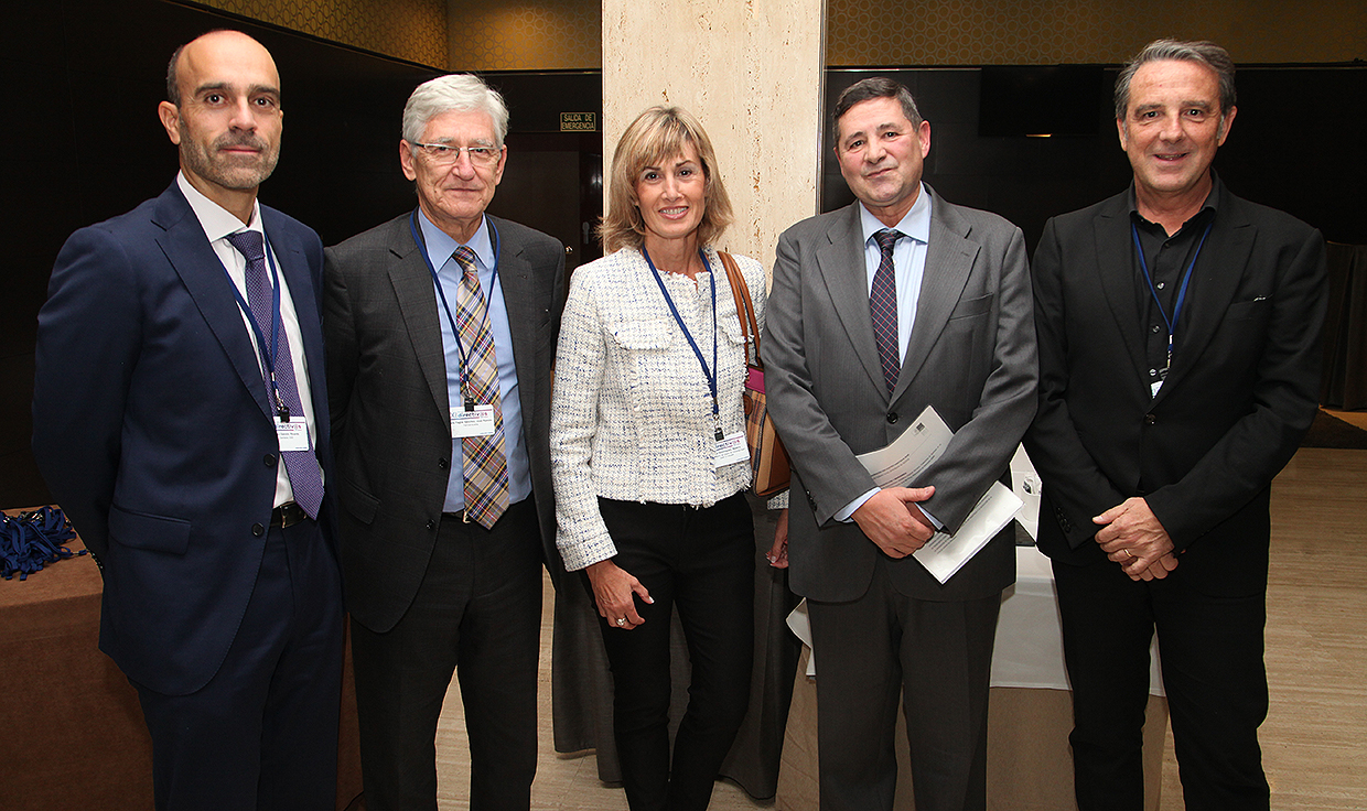 "La motivación del profesional sanitario es baja y el directivo es clave"