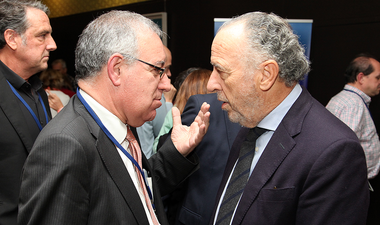 "La motivación del profesional sanitario es baja y el directivo es clave"