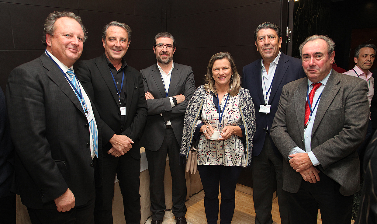 "La motivación del profesional sanitario es baja y el directivo es clave"