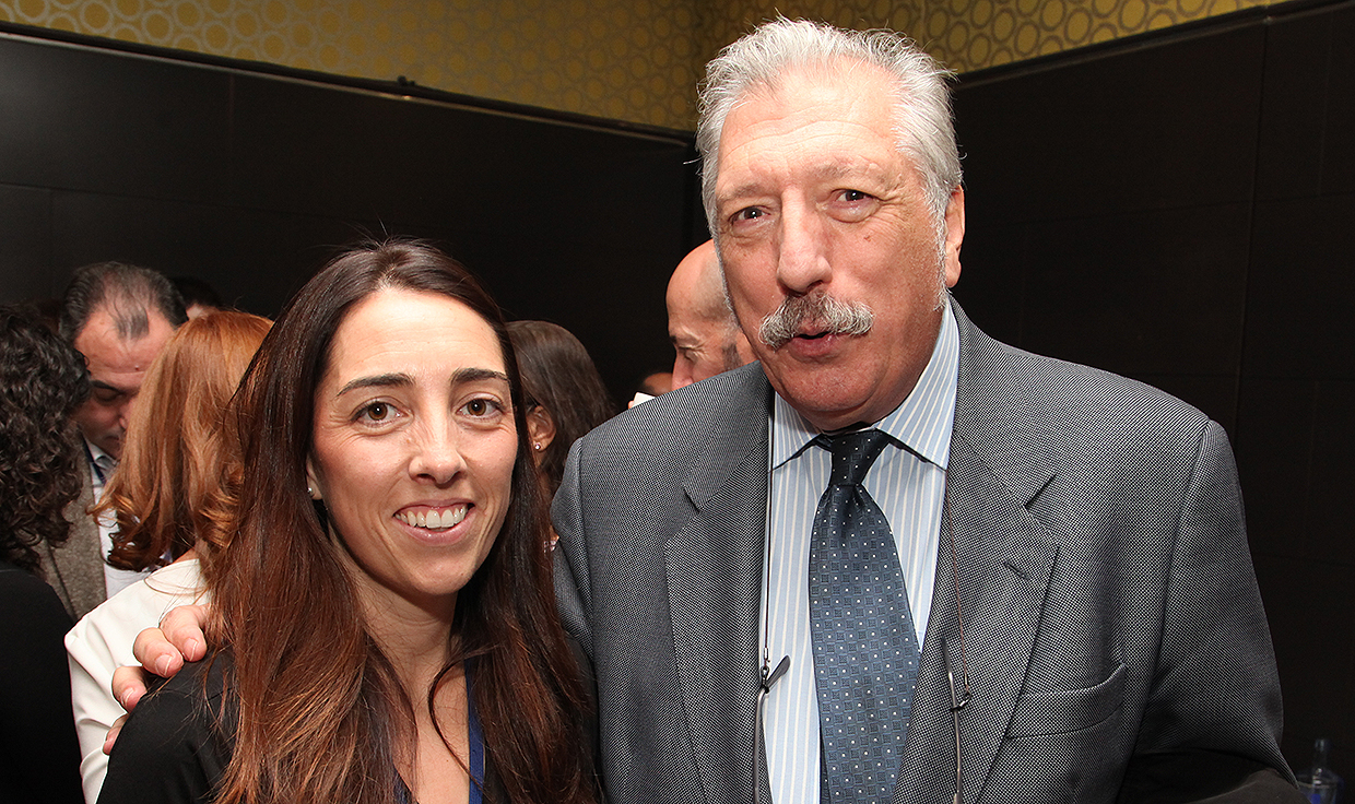 "La motivación del profesional sanitario es baja y el directivo es clave"