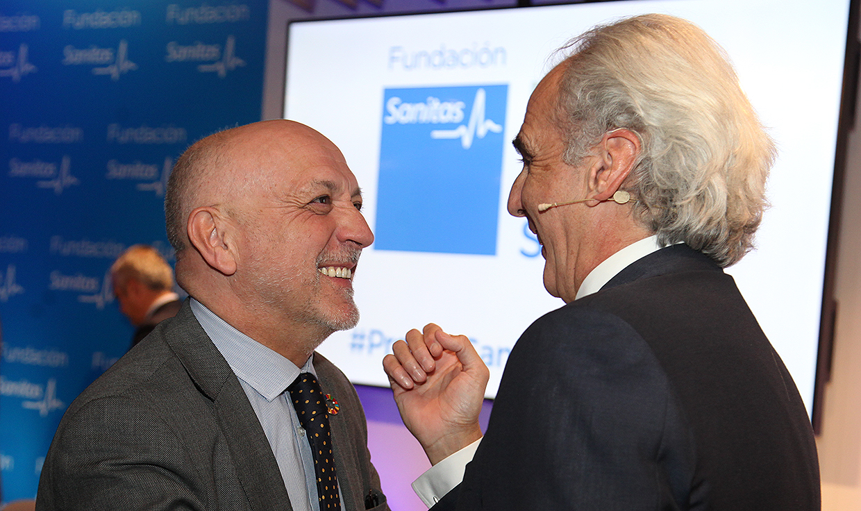 "Los Premios Sanitas al mejor MIR ayudan a reconocer al talento del futuro"