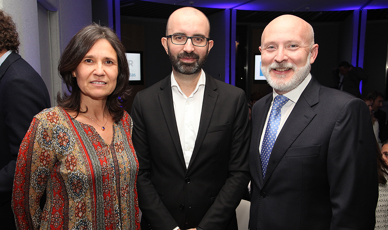 "Los Premios Sanitas al mejor MIR ayudan a reconocer al talento del futuro"