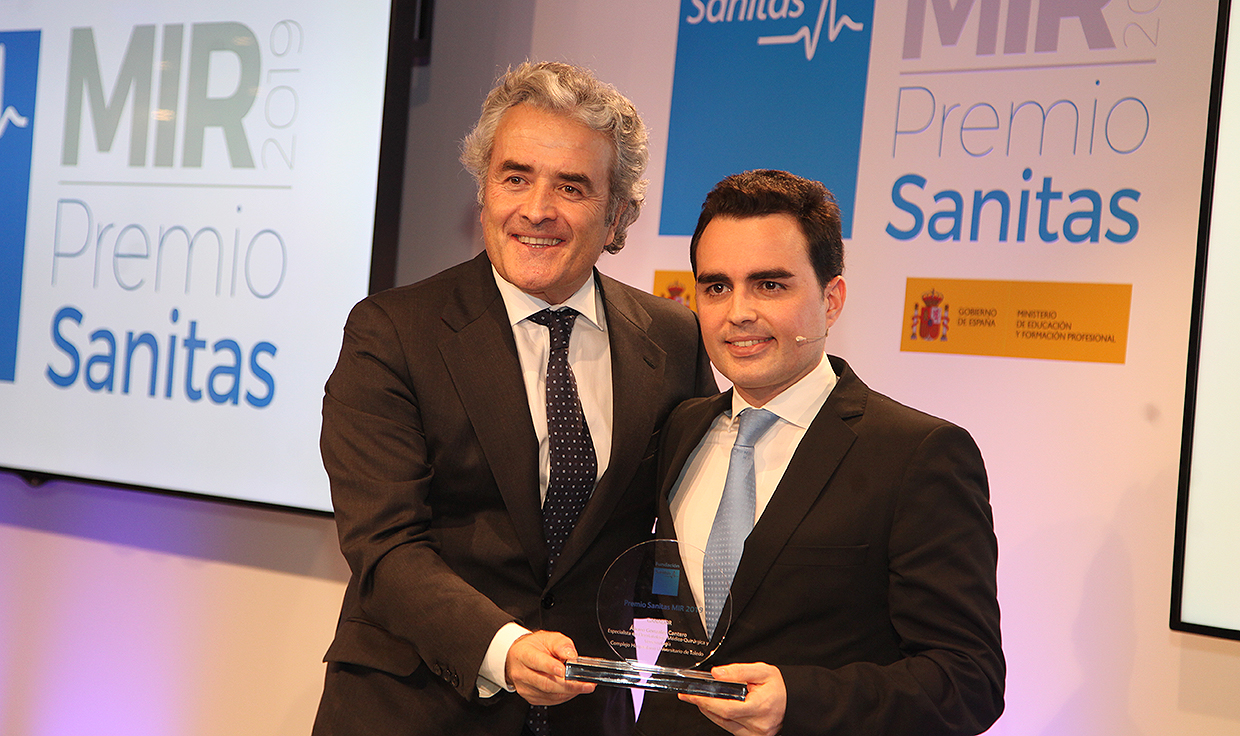"Los Premios Sanitas al mejor MIR ayudan a reconocer al talento del futuro"