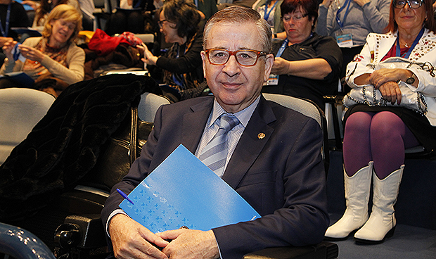 Sanidad ofrecerá formación "gratuita" en liderazgo para las enfermeras