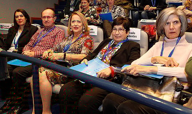 Sanidad ofrecerá formación "gratuita" en liderazgo para las enfermeras