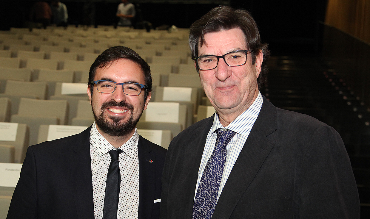 Ana Pastor: "AMA es la casa de todos los profesionales sanitarios"