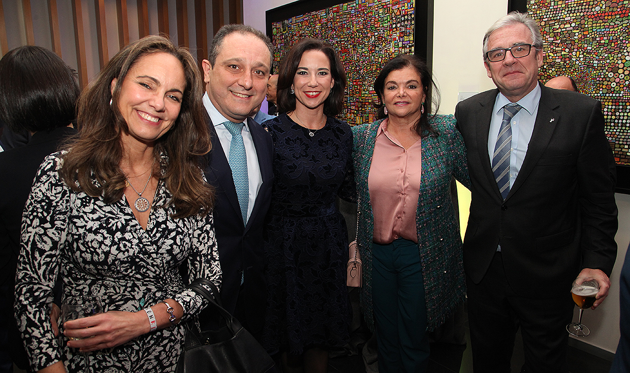 Ana Pastor: "AMA es la casa de todos los profesionales sanitarios"