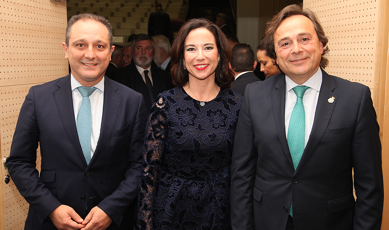 Ana Pastor: "AMA es la casa de todos los profesionales sanitarios"