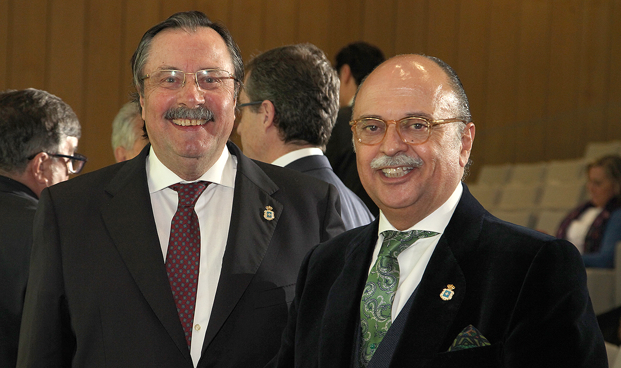 Ana Pastor: "AMA es la casa de todos los profesionales sanitarios"