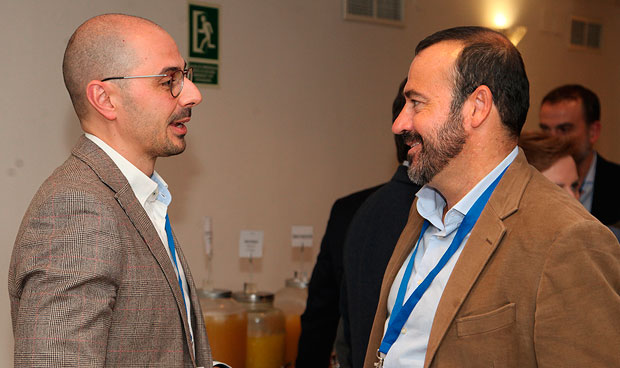 "Para mantener el alto nivel del SNS es imprescindible retener su talento"