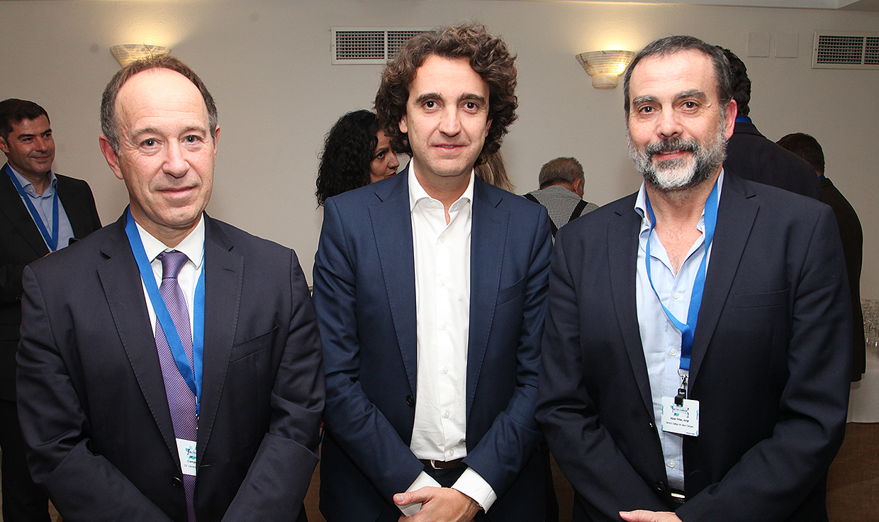 "Para mantener el alto nivel del SNS es imprescindible retener su talento"