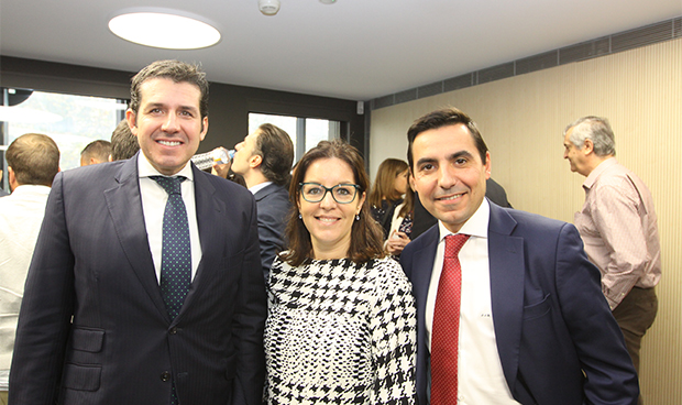 "El agravio entre sanidad pública y privada a la hora de fichar está claro"