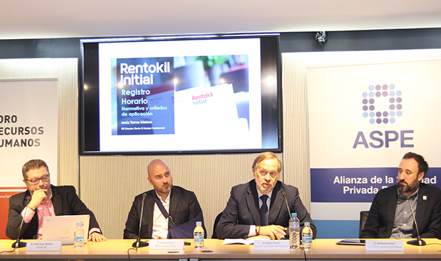 "El agravio entre sanidad pública y privada a la hora de fichar está claro"