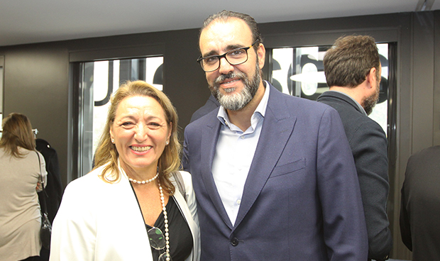 "El agravio entre sanidad pública y privada a la hora de fichar está claro"