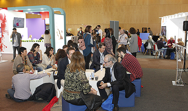 Vergés: "Medicina Interna no ha renunciado a ver al paciente como un todo"