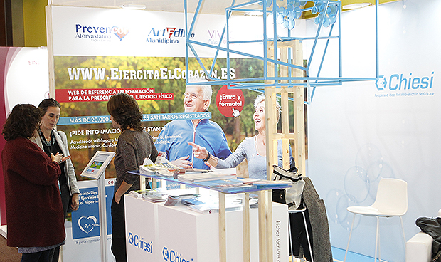 Vergés: "Medicina Interna no ha renunciado a ver al paciente como un todo"