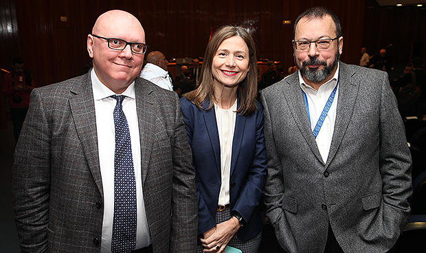 Illa asume la cartera de Sanidad con el reto de "escuchar y resolver"