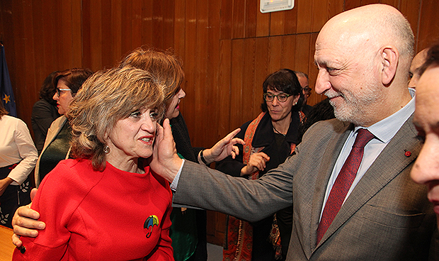 Illa asume la cartera de Sanidad con el reto de "escuchar y resolver"