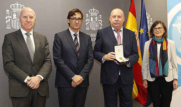 Illa: "La sanidad española está preparada para actuar ante el coronavirus"