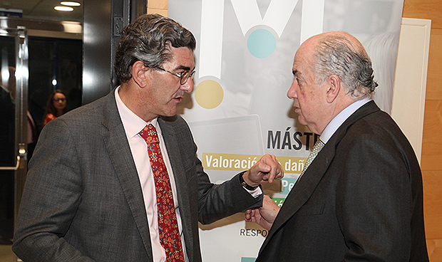 "La desjudicialización de los conflictos en sanidad es el futuro"