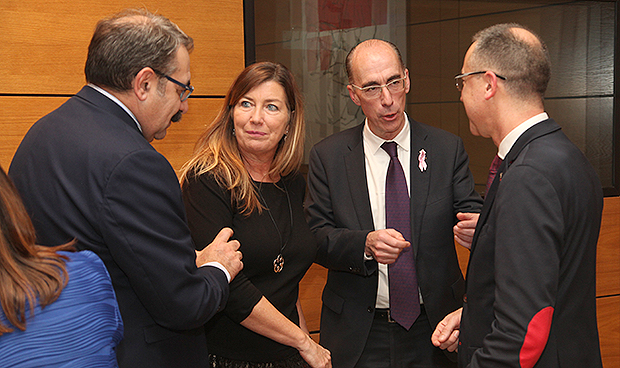 Illa: "La mayor garantía ante el coronavirus es la calidad del SNS"