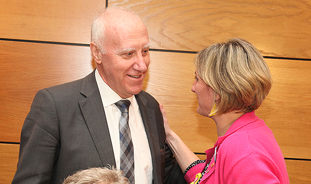 Illa: "La mayor garantía ante el coronavirus es la calidad del SNS"