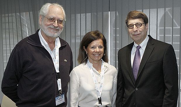 "Si no tenemos base como farmacéuticos, el equipo clínico no nos necesita"