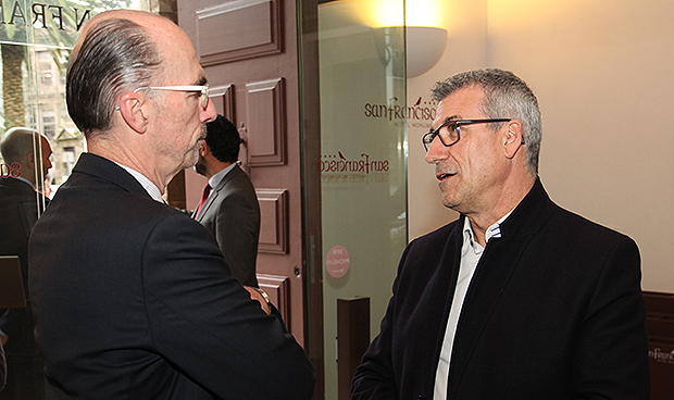 "La sanidad gallega es pionera y un modelo a seguir"