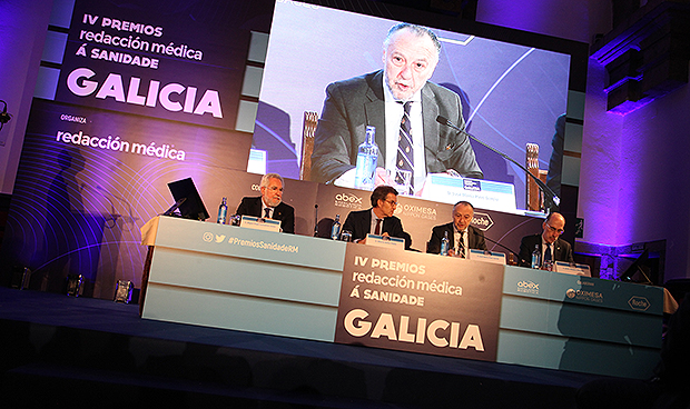 "La sanidad gallega es pionera y un modelo a seguir"