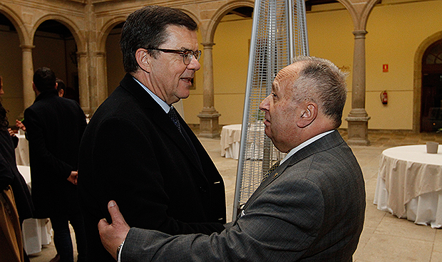 "La sanidad gallega es pionera y un modelo a seguir"