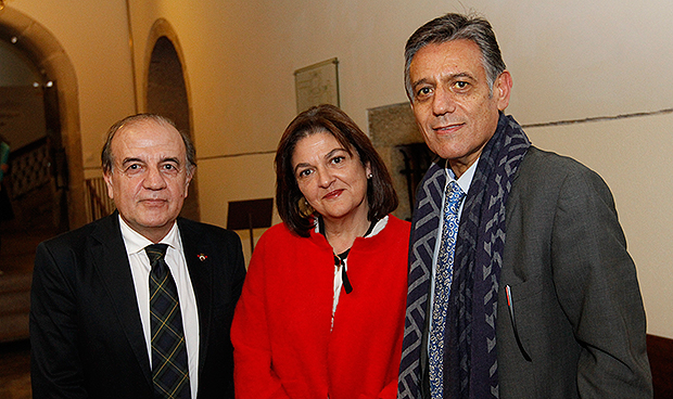 "La sanidad gallega es pionera y un modelo a seguir"