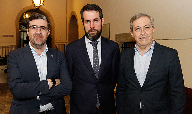 "La sanidad gallega es pionera y un modelo a seguir"