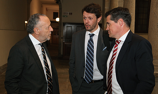 "La sanidad gallega es pionera y un modelo a seguir"