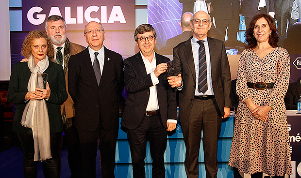 Feijóo: "Si nos dejan, convocaremos la mayor OPE sanitaria en décadas"