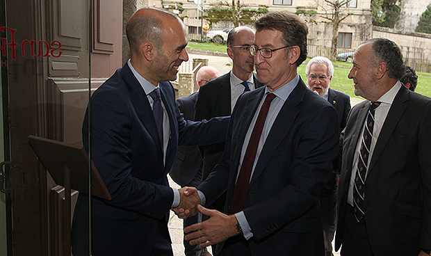 "Estos premios reconocen la excelencia asistencial de la sanidad gallega"