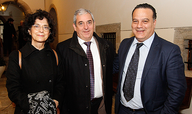 "Estos premios reconocen la excelencia asistencial de la sanidad gallega"