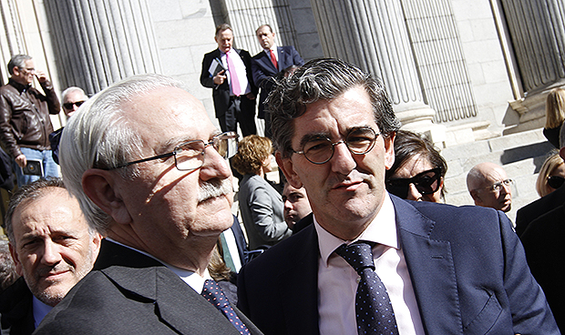 "Gran parte del éxito de nuestra sanidad se debe al trabajo de sus médicos"