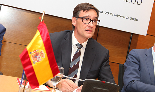 Illa "garantiza" mascarillas de coronavirus para hospitales y profesionales